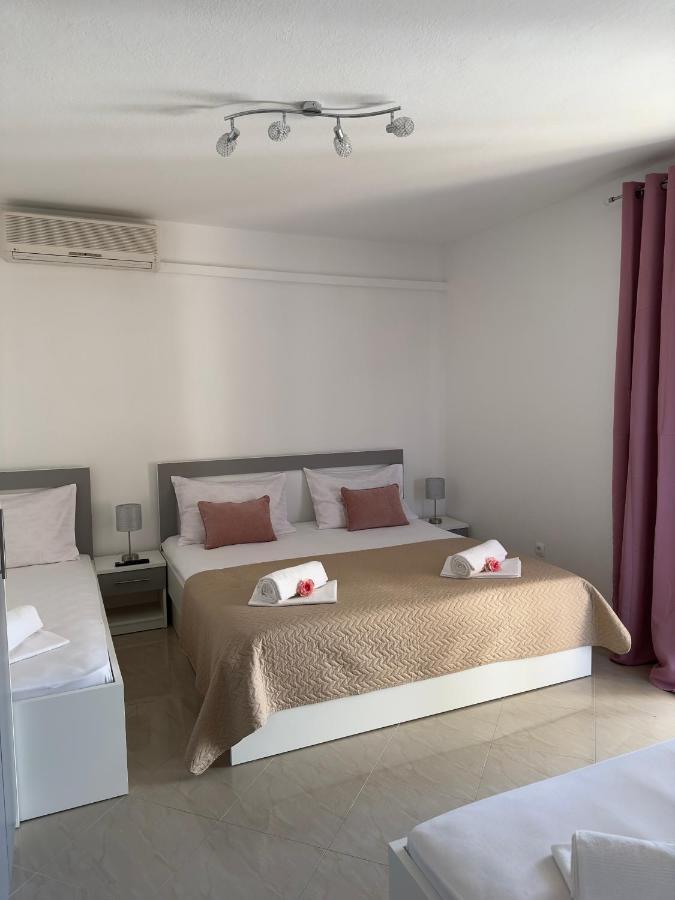 Villa Ruza 30M From The Beach Baška Voda Екстериор снимка