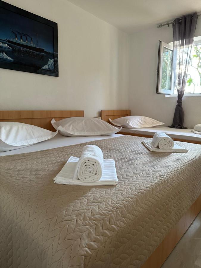 Villa Ruza 30M From The Beach Baška Voda Екстериор снимка