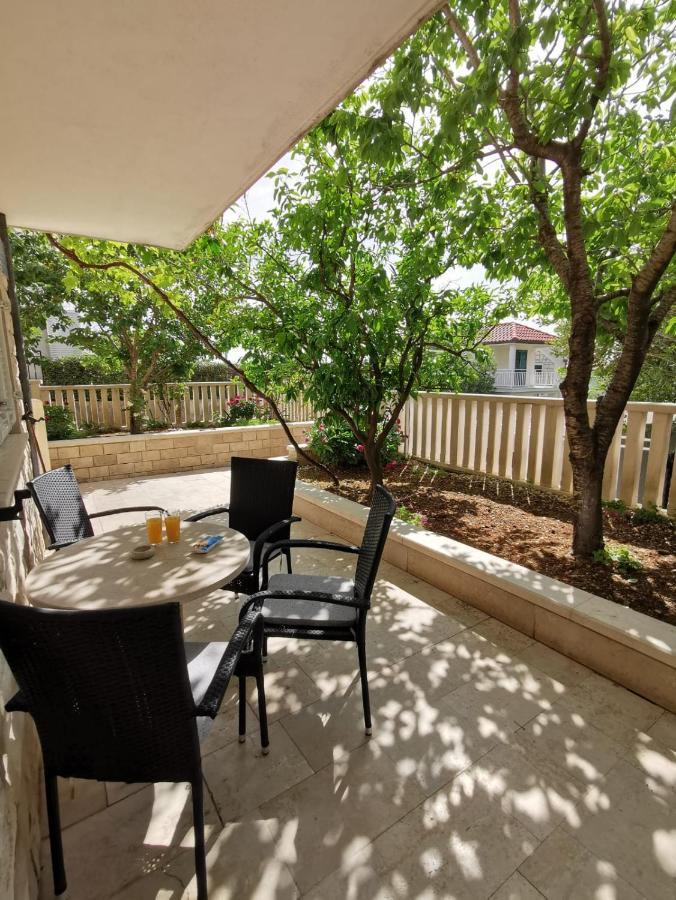 Villa Ruza 30M From The Beach Baška Voda Екстериор снимка