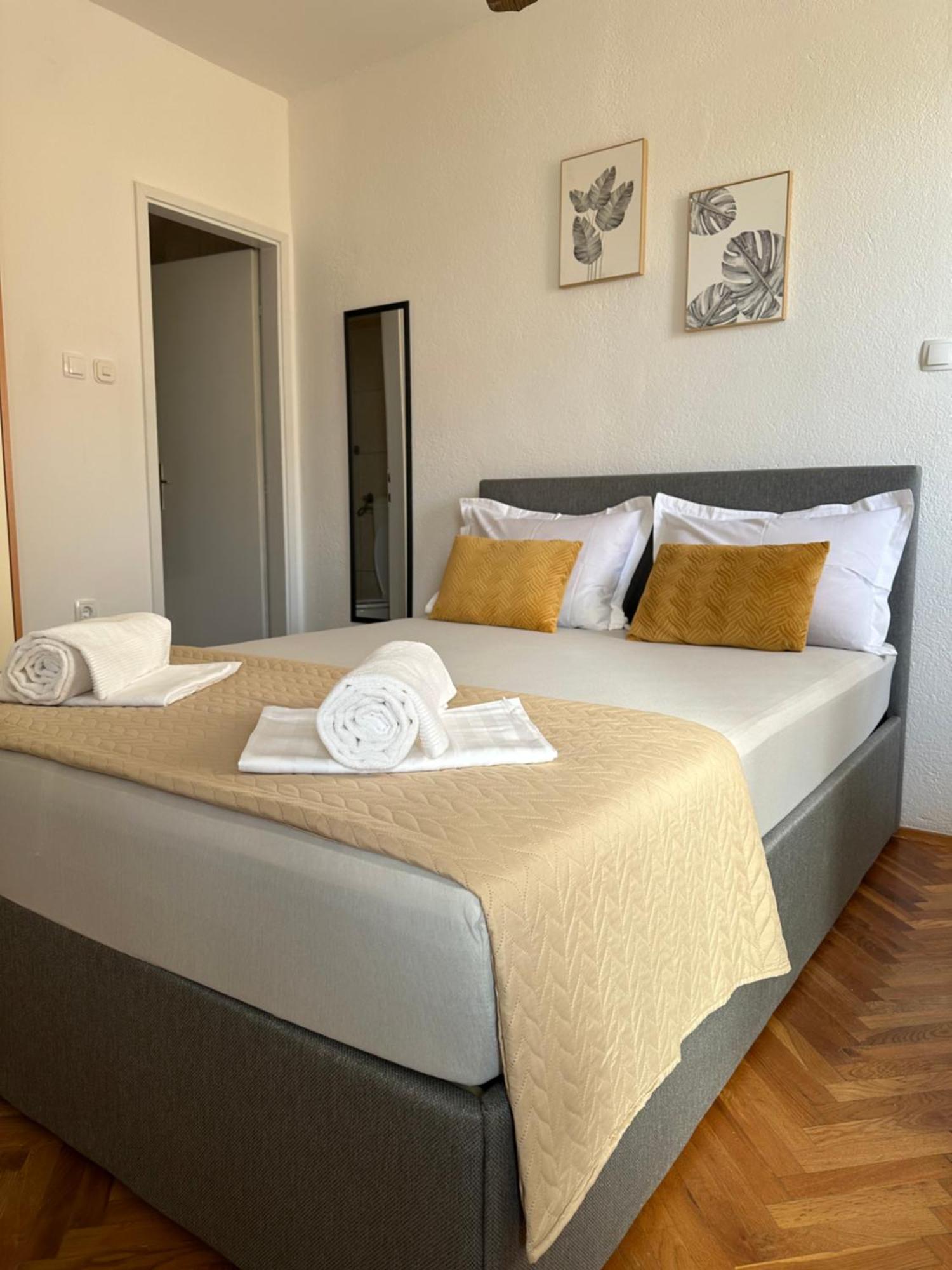 Villa Ruza 30M From The Beach Baška Voda Стая снимка