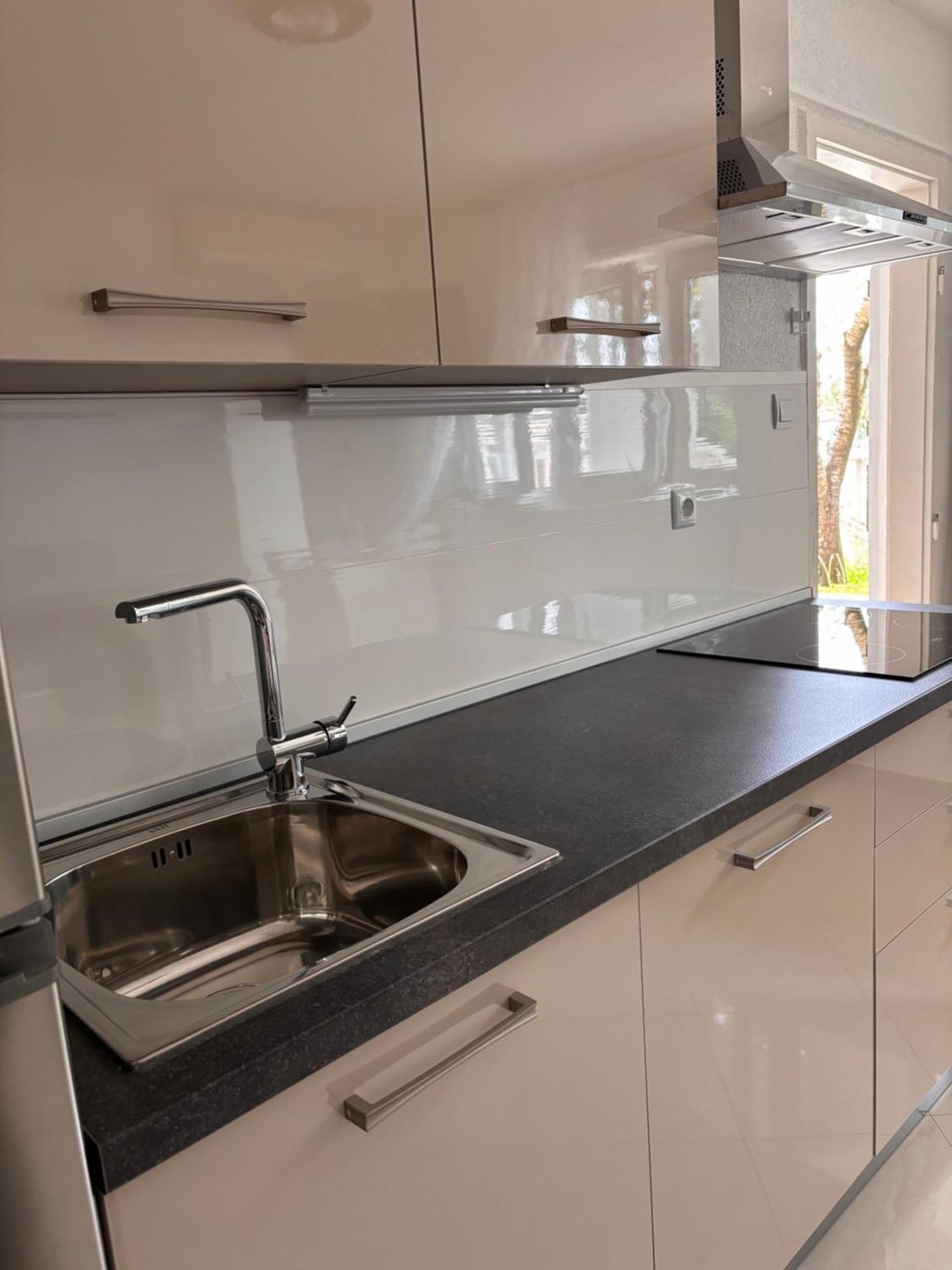 Villa Ruza 30M From The Beach Baška Voda Стая снимка
